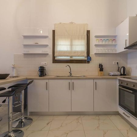 Seaside Serenity Suite In Loutra 카토 알미리 외부 사진