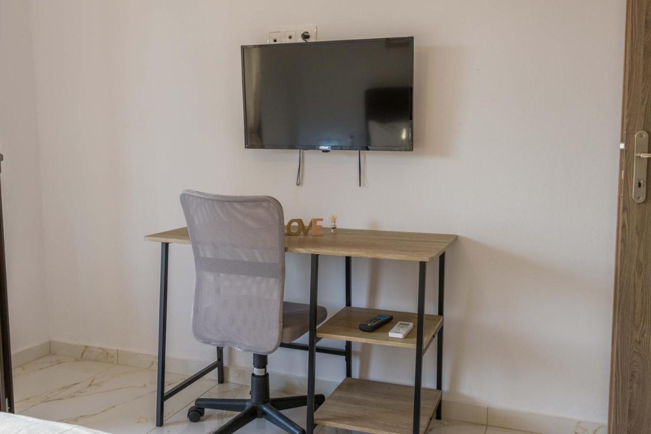 Seaside Serenity Suite In Loutra 카토 알미리 외부 사진