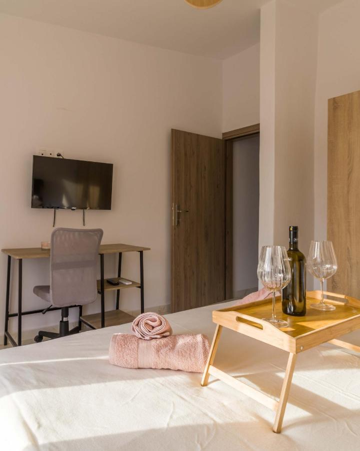 Seaside Serenity Suite In Loutra 카토 알미리 외부 사진
